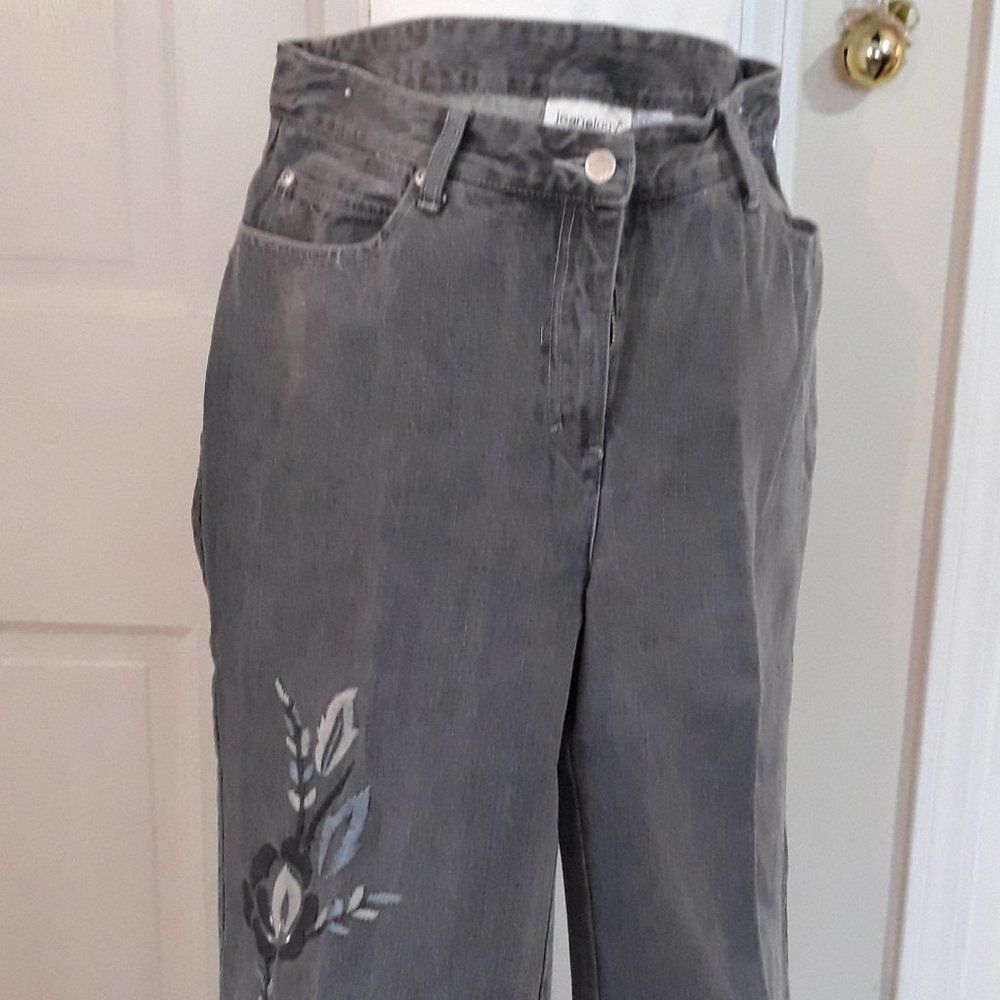 Jeanology Embroidered Denim Capri Size 14 ~ (Gray) By METRO STYLE